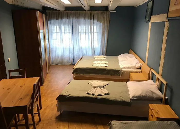 Apartament Dn Pub *